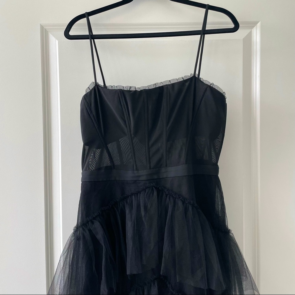 BCBG Max Azira Oly Tiered Ruffle Tulle Evening Gown